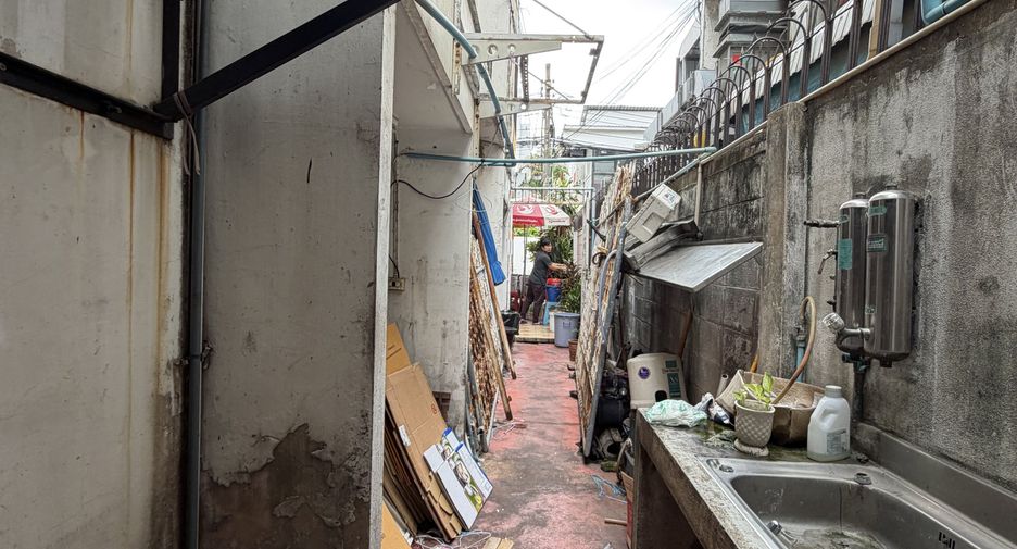出租 4 卧室 商业空间 在 Watthana, 曼谷