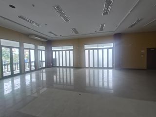 出租 商业空间 在 Mueang Chiang Mai, Chiang Mai