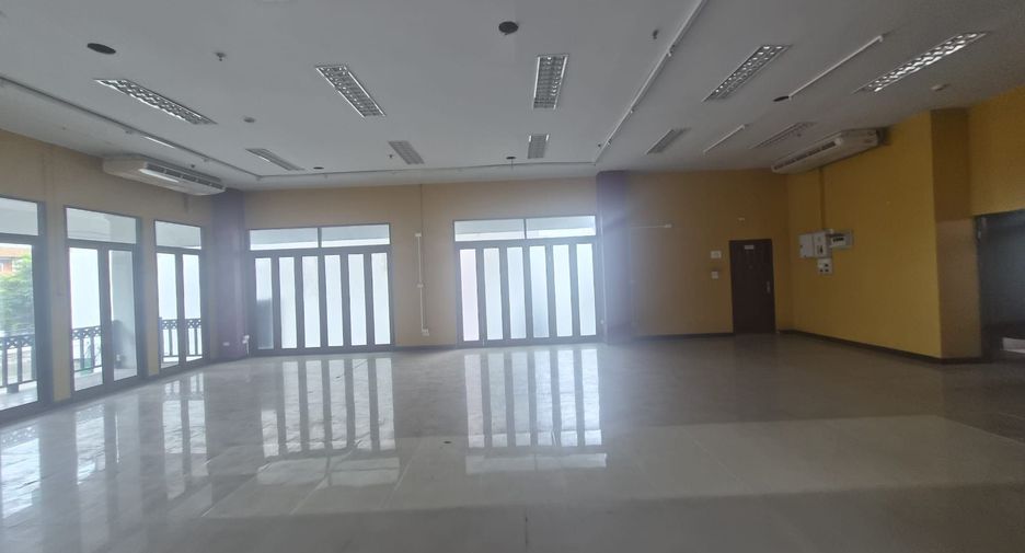 出租 商业空间 在 Mueang Chiang Mai, Chiang Mai