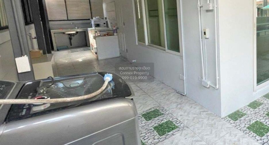 Casa en alquiler de 3 habitaciones en Bang Yai, Nonthaburi