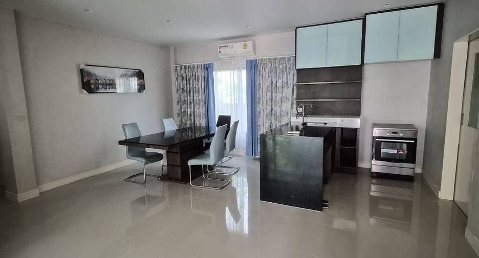 ให้เช่า 5 ห้องนอน บ้านเดี่ยว ใน บางกะปิ, กรุงเทพฯ