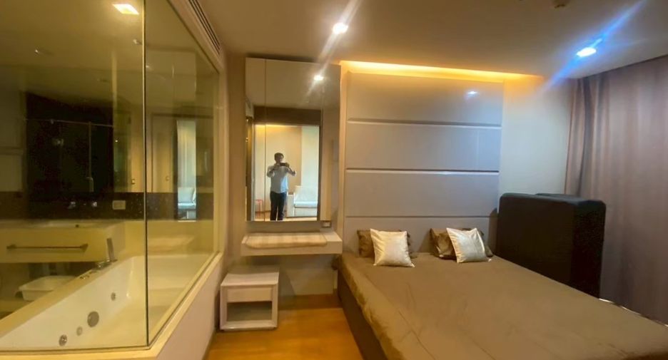 À louer et à vendre 1 chambre condo à Sathon, Bangkok