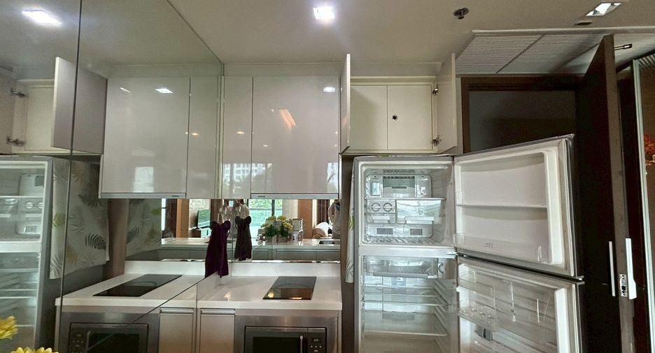 À louer et à vendre 1 chambre condo à Sathon, Bangkok