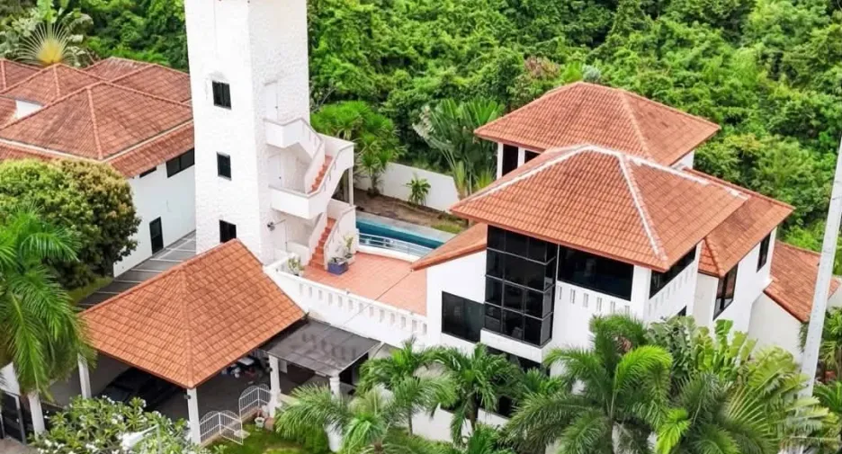 À vendre 6 chambres villa à Bang Lamung, Chonburi