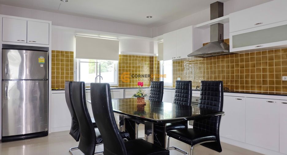For sale 4 bedrooms house in Bang Lamung, Chonburi