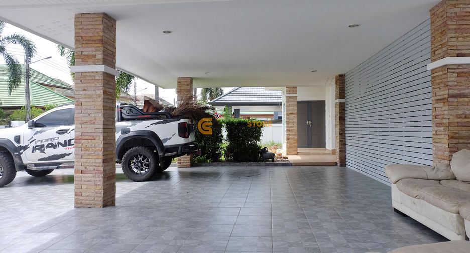 For sale 4 bedrooms house in Bang Lamung, Chonburi