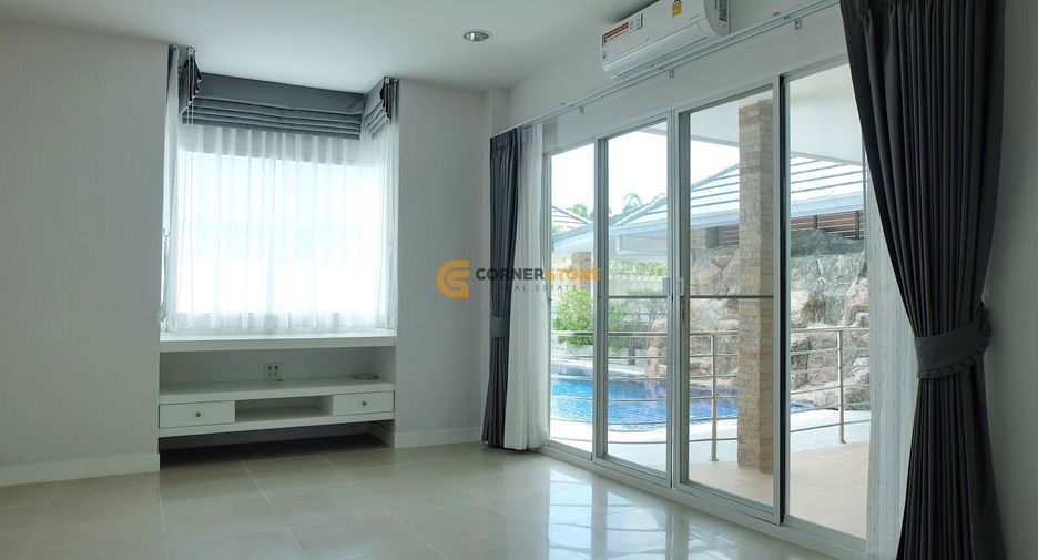 For sale 4 bedrooms house in Bang Lamung, Chonburi