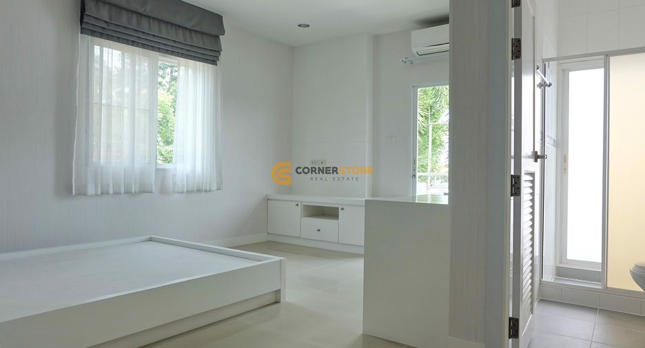 For sale 4 bedrooms house in Bang Lamung, Chonburi