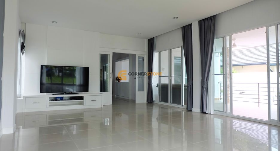 For sale 4 bedrooms house in Bang Lamung, Chonburi