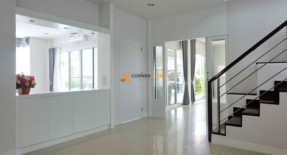 For sale 4 bedrooms house in Bang Lamung, Chonburi