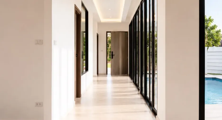 For sale 4 bedrooms villa in Huay Yai, Pattaya