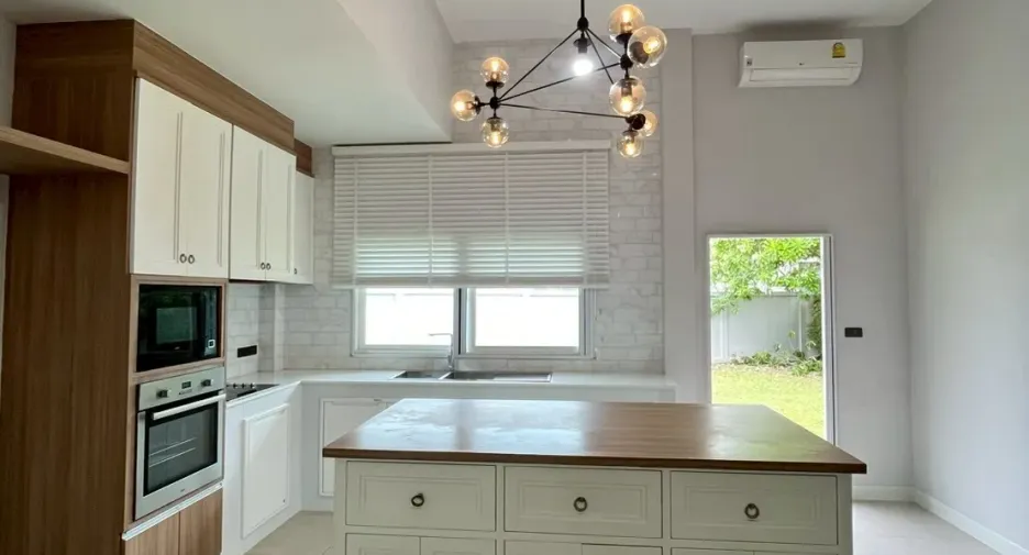For rent 3 ベッドルーム house in Bang Lamung, Chonburi