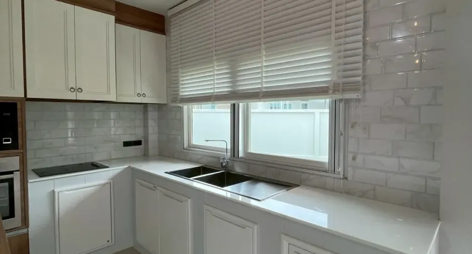 For rent 3 ベッドルーム house in Bang Lamung, Chonburi