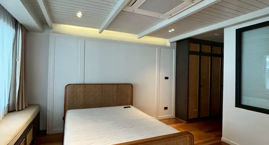 For rent 4 bedrooms house in Bang Lamung, Chonburi