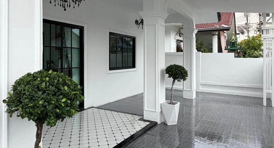 Haus zum Kauf mit 3 Zimmer in Bang Lamung, Chonburi