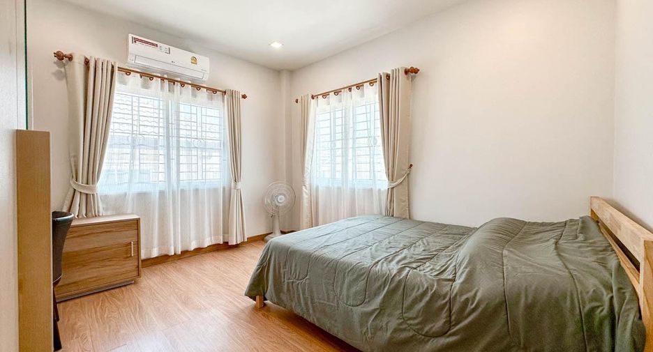À vendre 4 chambres maison à Bang Lamung, Chonburi