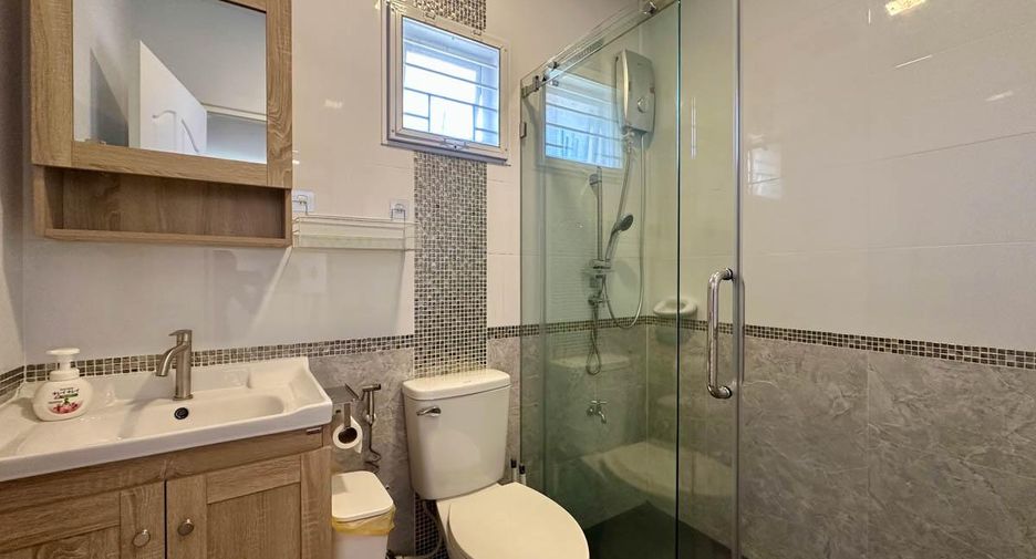 À vendre 4 chambres maison à Bang Lamung, Chonburi