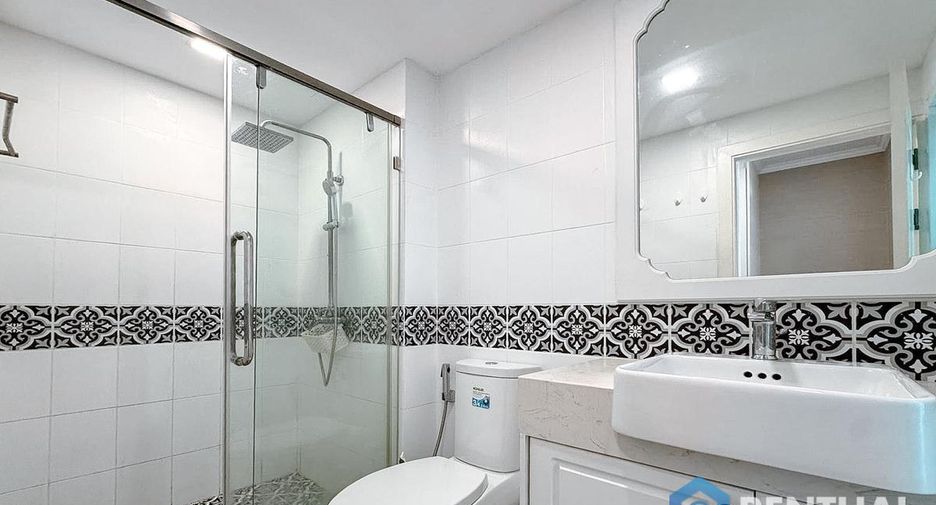 For sale 2 bedrooms condo in Jomtien, Pattaya