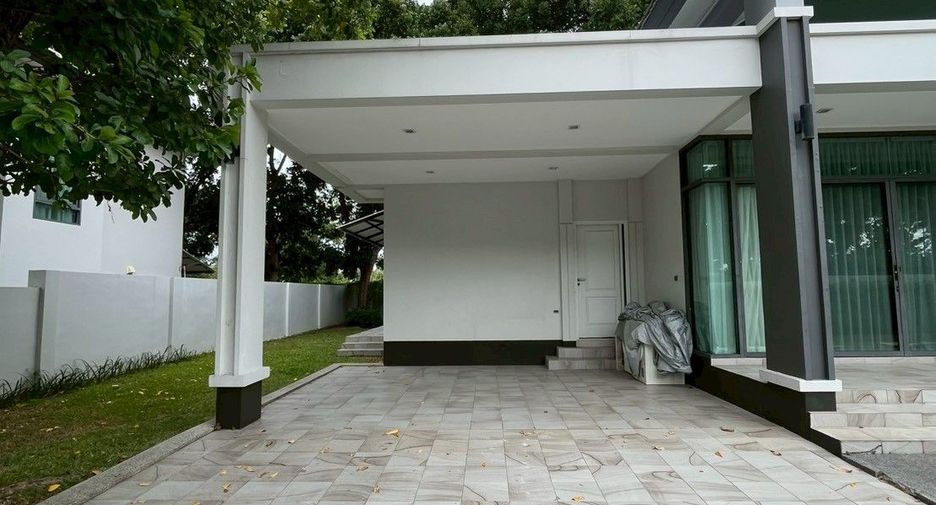For rent 3 ベッドルーム house in Bang Lamung, Chonburi