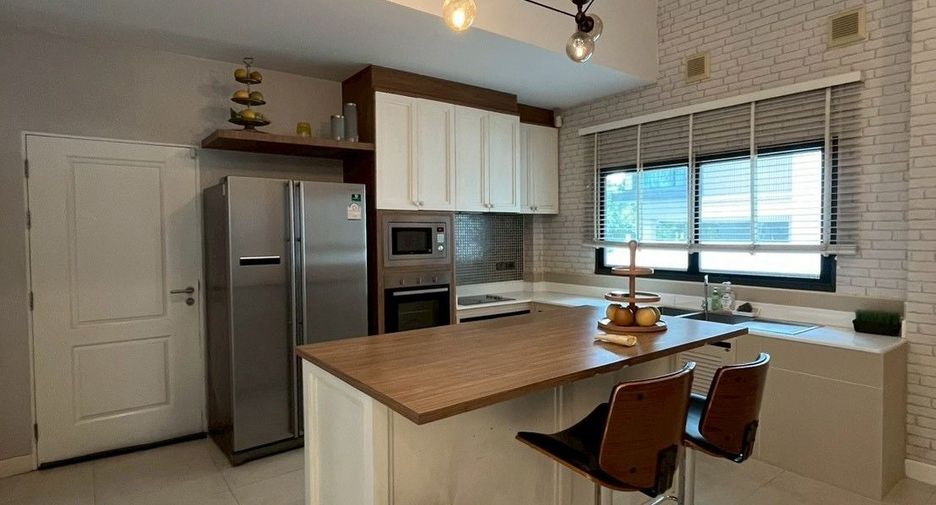 For rent 3 ベッドルーム house in Bang Lamung, Chonburi