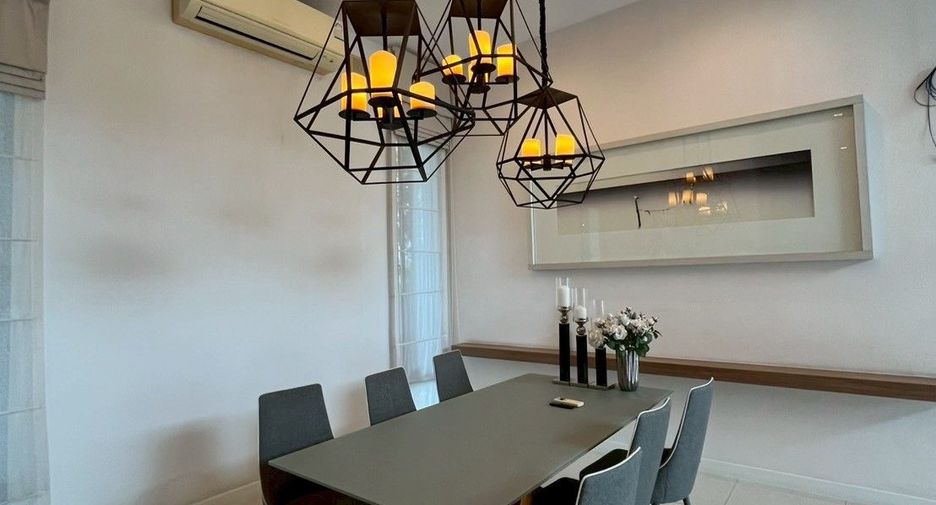 For rent 3 ベッドルーム house in Bang Lamung, Chonburi