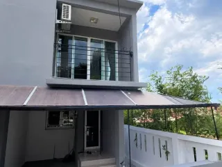 出租 4 卧室 联排别墅 在 Bang Lamung, Chon Buri