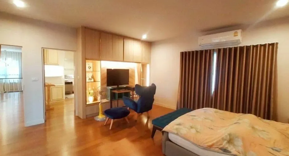 For sale and for rent 4 bedrooms house in Prawet, Bangkok