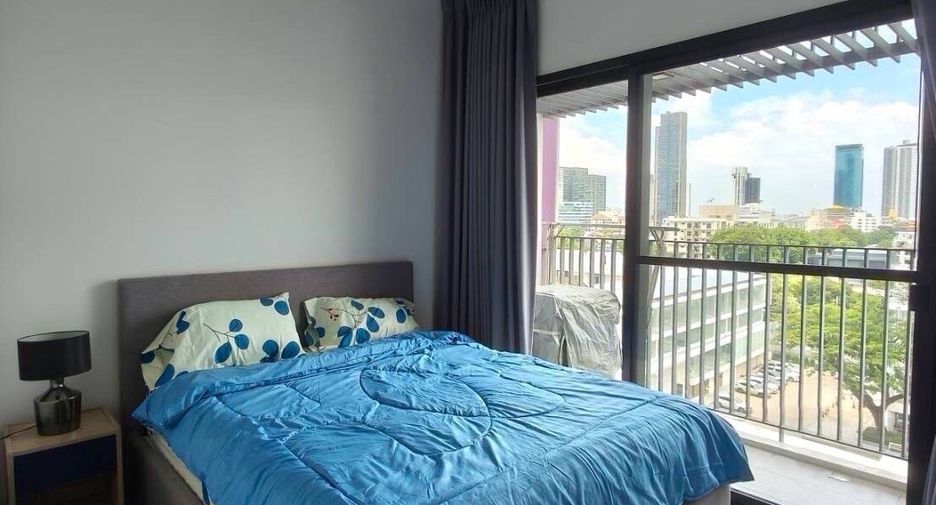 For rent 1 bed condo in Watthana, Bangkok
