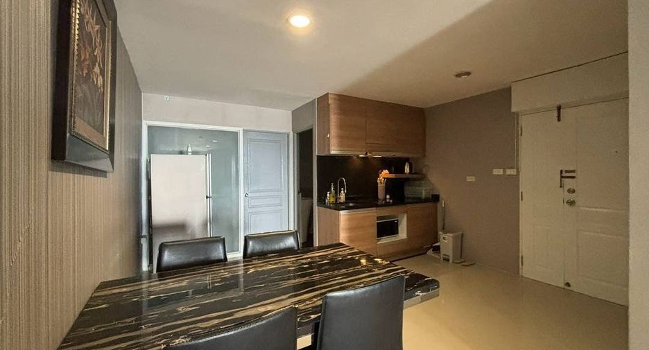 Condo en alquiler de 2 habitaciones en Khlong Toei, Bangkok
