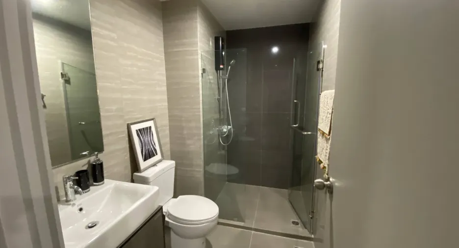 For sale 1 Beds condo in Bang Phlat, Bangkok