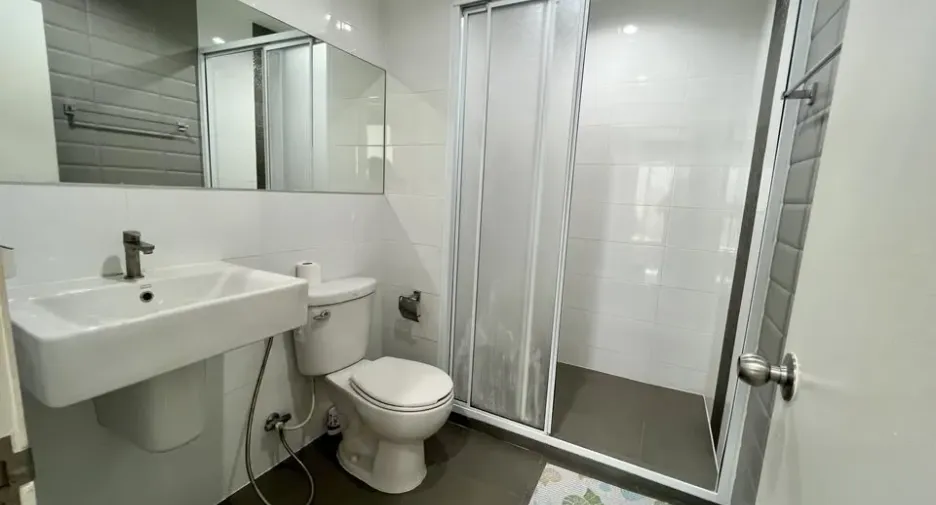 Wohnung zur Miete mit 1 Zimmer in Khlong Toei, Bangkok
