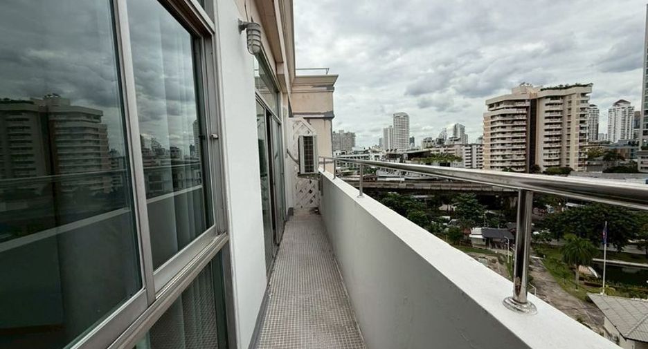 À louer 1 chambre condo à Khlong Toei, Bangkok