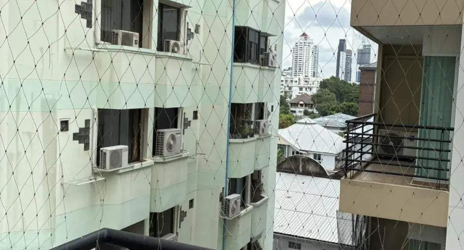 ขาย 2 ห้องนอน คอนโด ใน คลองเตย, กรุงเทพฯ