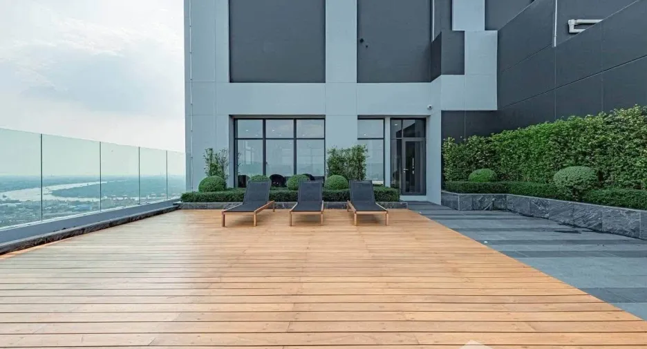 For rent 1 bed condo in Khlong Toei, Bangkok