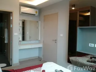 出售 1 卧室 公寓 在 Phra Khanong, 曼谷