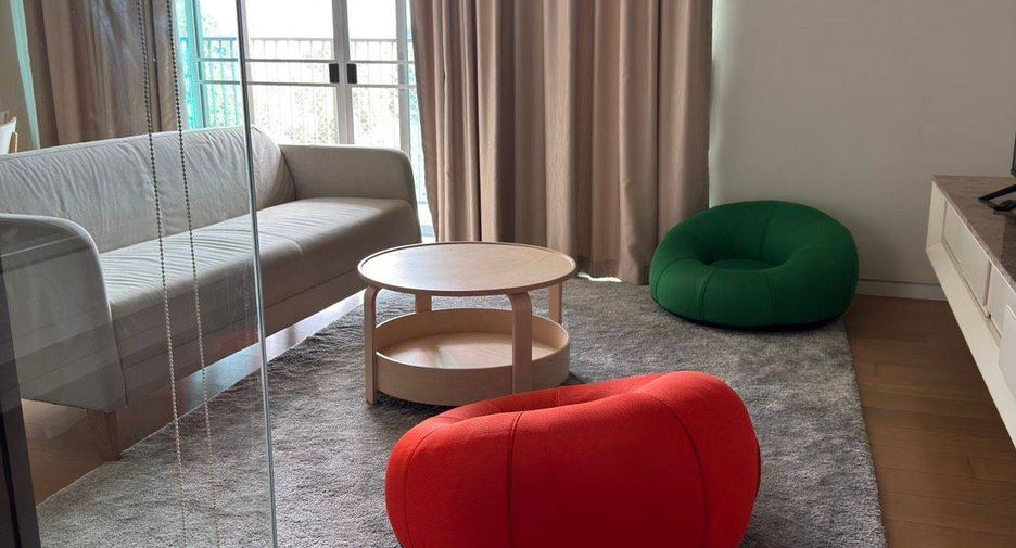 For rent and for sale 1 bed condo in Watthana, Bangkok