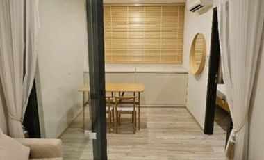 À vendre 1 chambre condo à Huai Khwang, Bangkok