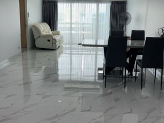 出售 3 卧室 公寓 在 Yan Nawa, 曼谷