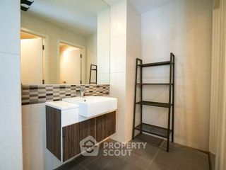 For sale 2 ベッドルーム condo in Phaya Thai, Bangkok