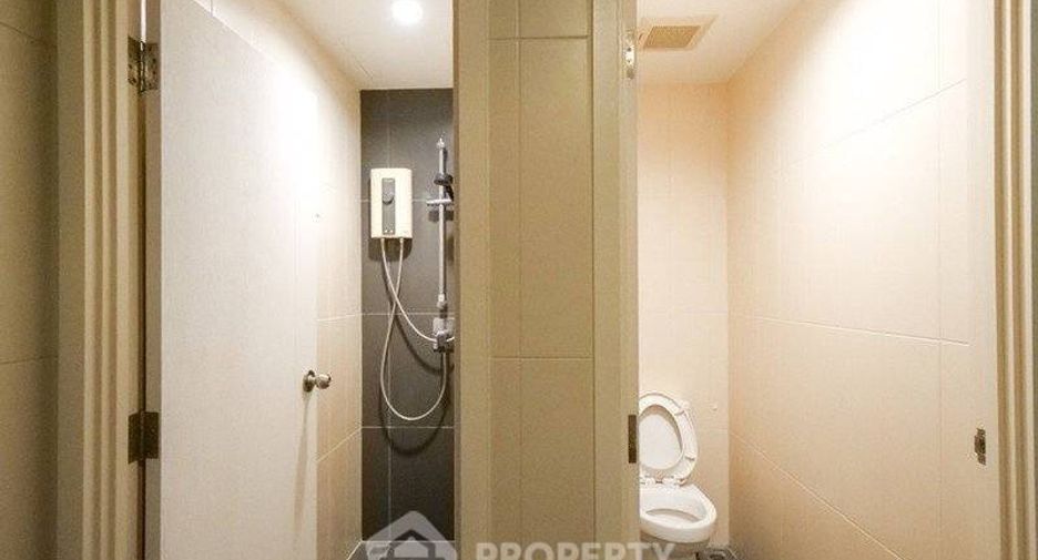 For sale 2 ベッドルーム condo in Phaya Thai, Bangkok