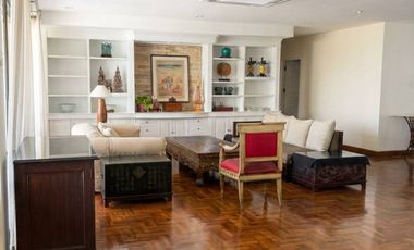 For sale 3 bedrooms condo in Watthana, Bangkok