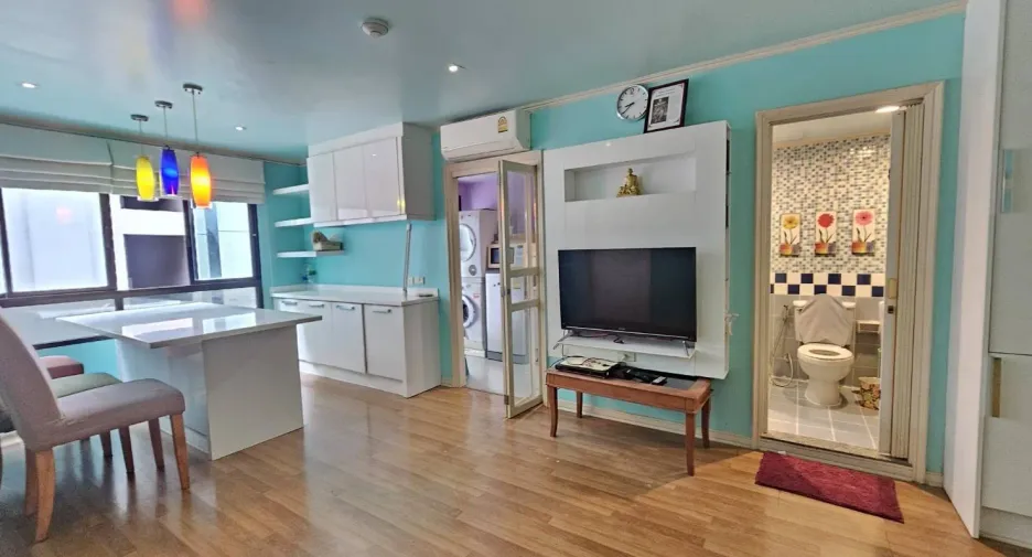 For rent 1 bed condo in Yan Nawa, Bangkok