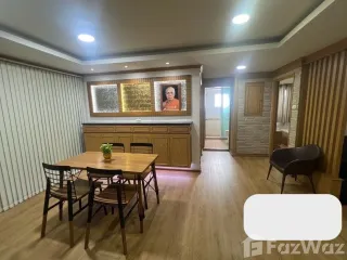 出售 和 出租 2 卧室 公寓 在 Huai Khwang, 曼谷