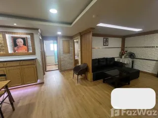 出售 和 出租 2 卧室 公寓 在 Huai Khwang, 曼谷