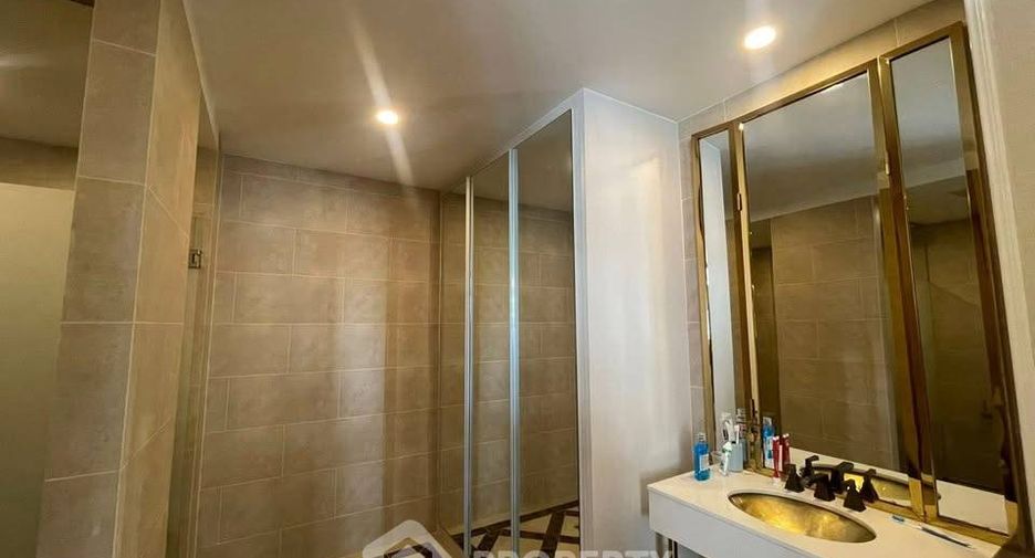 For sale 2 bedrooms condo in Jomtien, Pattaya