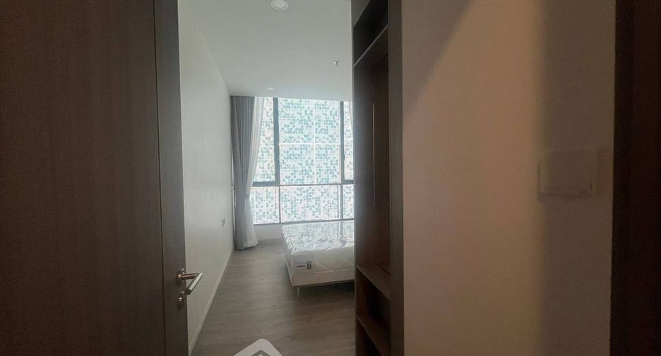 À louer 3 chambres condo à Phaya Thai, Bangkok