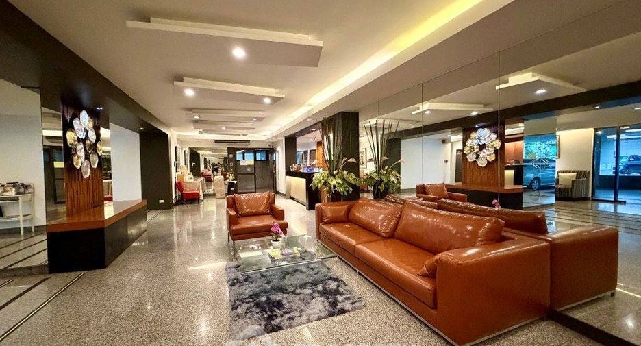 For rent 1 bed condo in Watthana, Bangkok