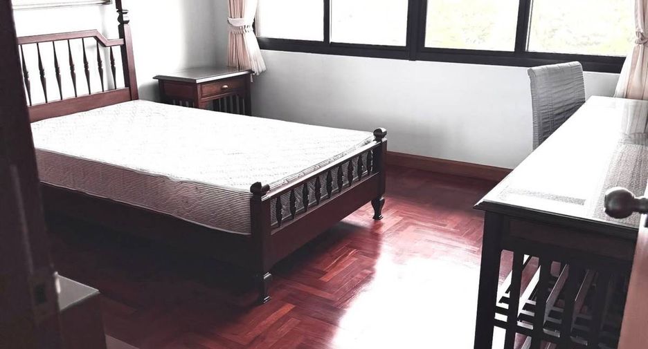 Condo en alquiler de 2 habitaciones en Yan Nawa, Bangkok