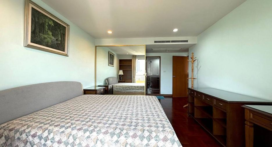 Condo en alquiler de 2 habitaciones en Yan Nawa, Bangkok