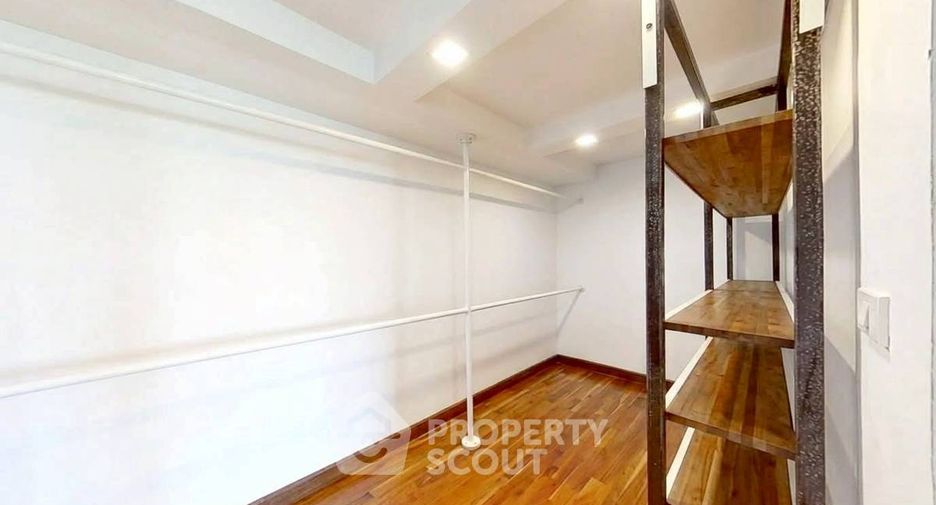 Condo en alquiler de 2 habitaciones en Watthana, Bangkok